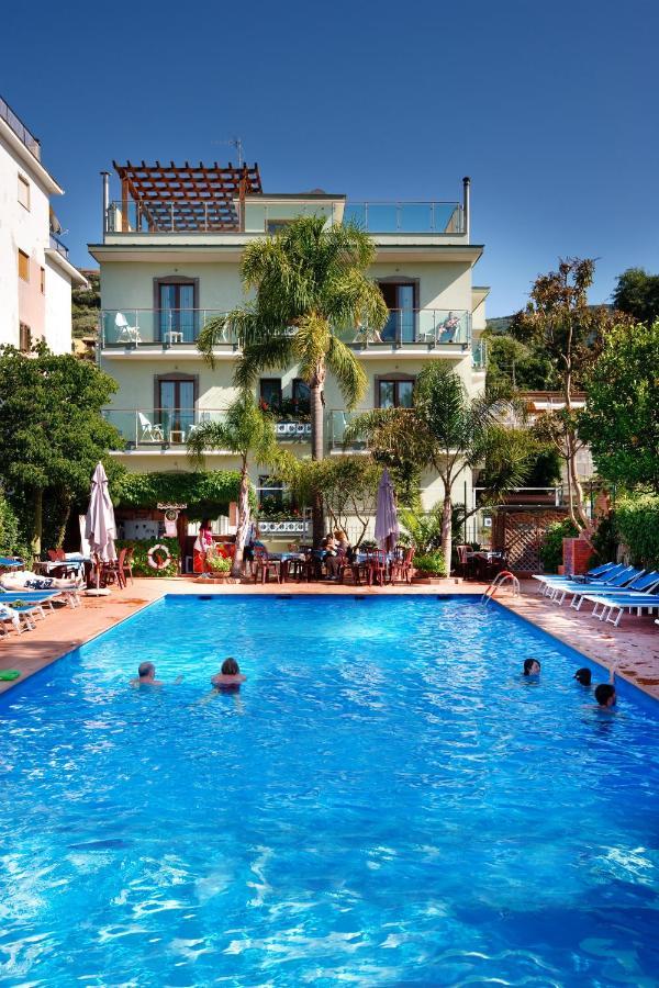 Sorrento Comfort House Con Piscina Exterior foto
