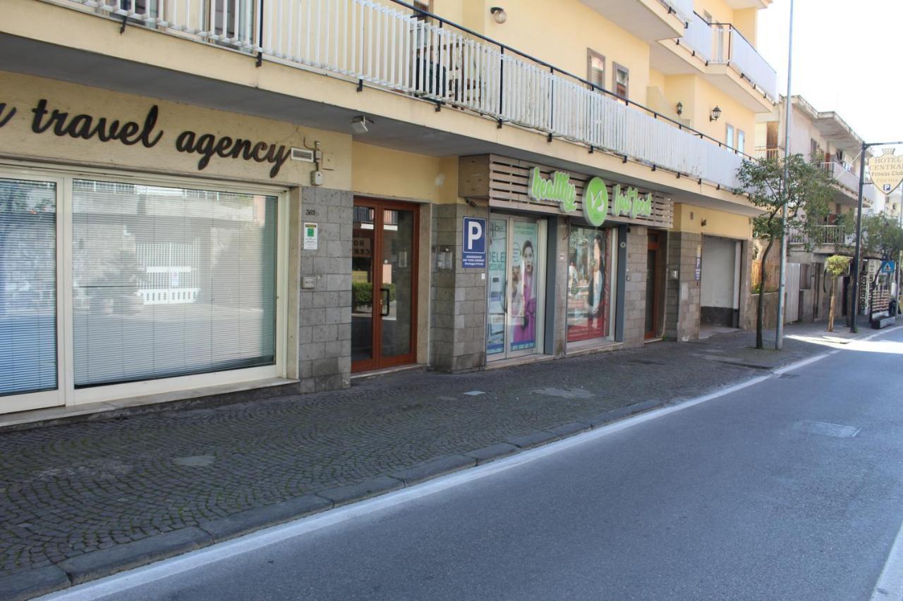 Sorrento Comfort House Con Piscina Exterior foto